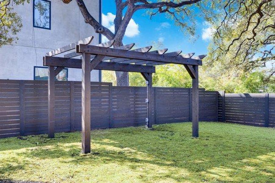 This 8'x14' pergola now features 2 swings and is beckoning you to come hang out!