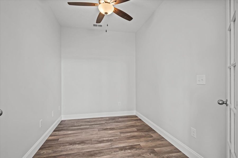Representative unfurnished interior of a home built from the Roosevelt by Enchanted Homes in Guadalupe Heights, Seguin (Image 40).