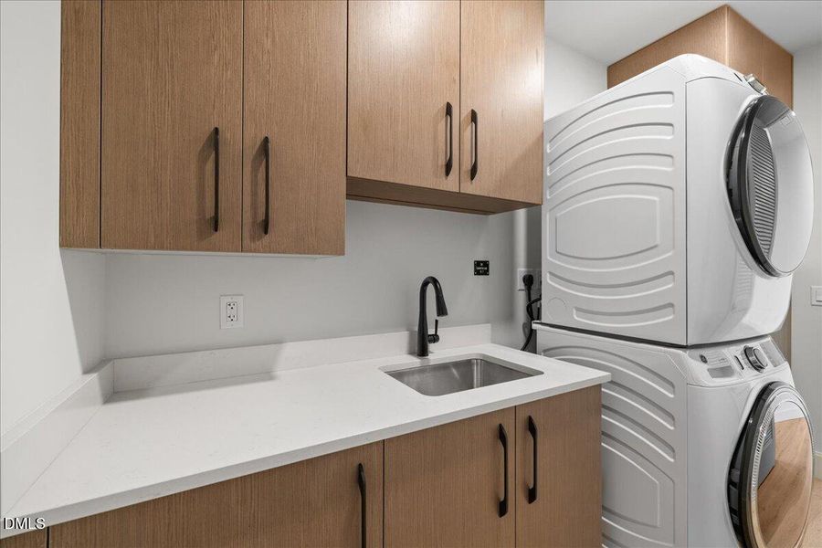 06-115 Morris St #2401