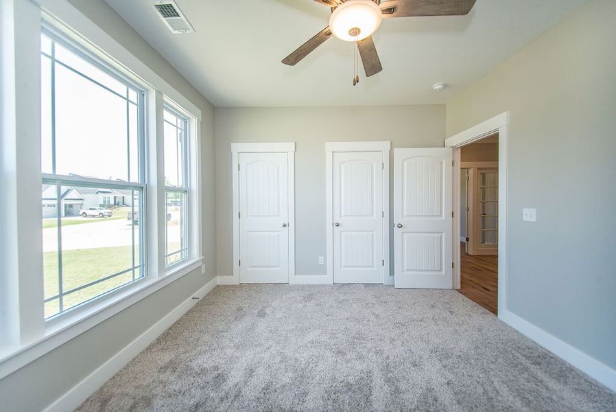 Representative unfurnished interior of a home built from the Beaumont Elite by Enchanted Homes in Pointe Summit, Slater-Marietta (Image 26).