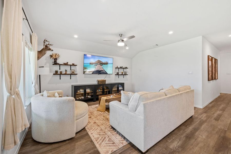 Furnished interior view inside a new home in River Ranch Meadows, Dayton (Image 15).