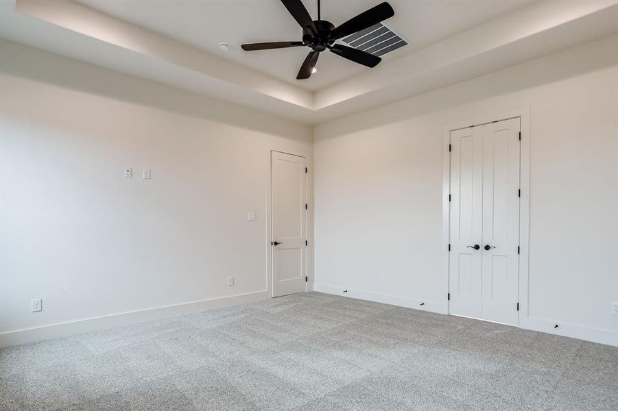Spacious, unfurnished interior of a new home in Prairie Winds Estates, Poolville (Image 21). Spacious, unfurnished interior of a new home in Prairie Winds Estates, Poolville (Image 21).