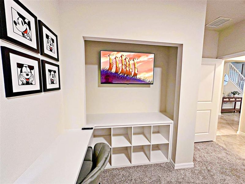 Furnished interior view inside a new home in , Clermont (Image 36).