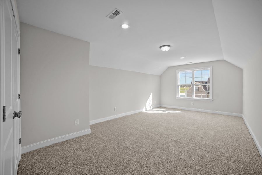 Spacious, unfurnished interior of a new home in Kennedy's Crossing, Grimesland (Image 14). Spacious, unfurnished interior of a new home in Kennedy's Crossing, Grimesland (Image 14).