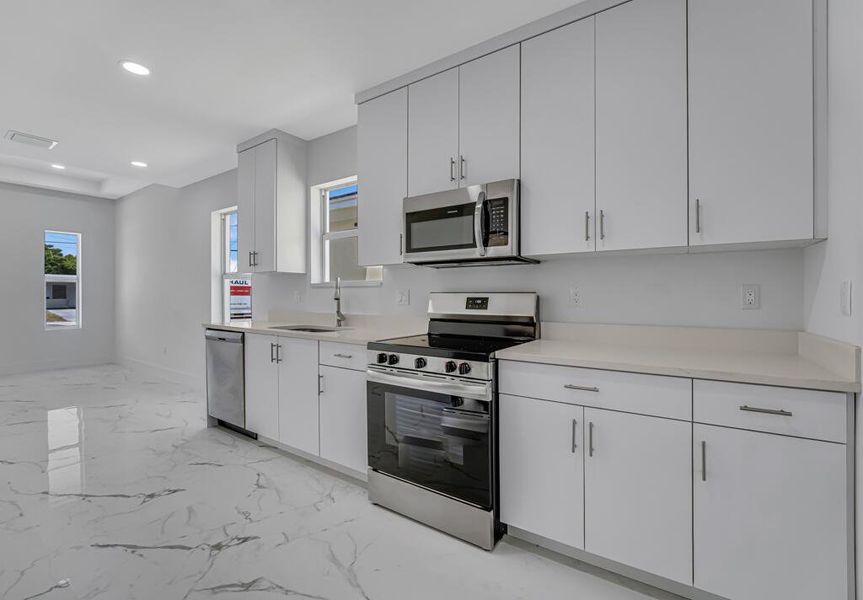 Furnished interior view inside a new home in , Boynton Beach (Image 7).
