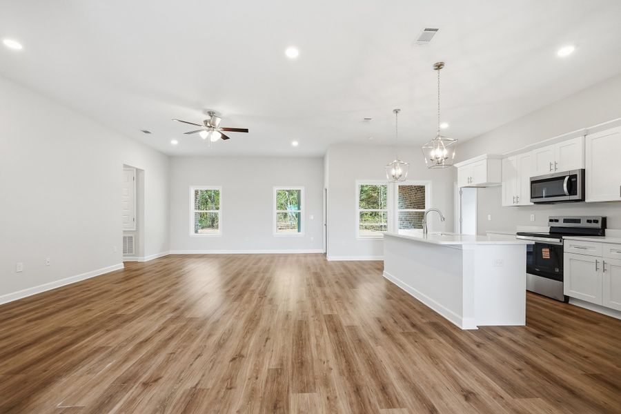 Spacious, unfurnished interior of a new home in Southern Charm, Crestview (Image 48).
