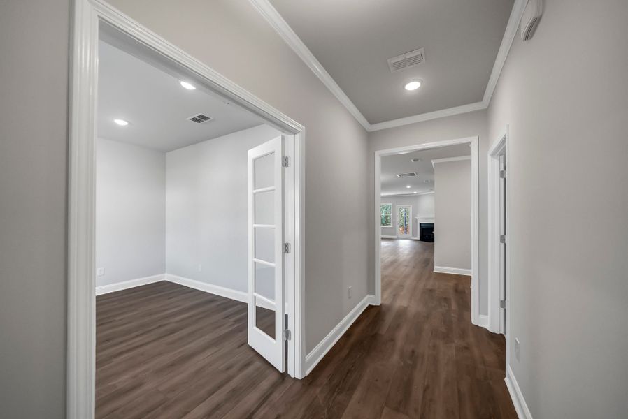 Spacious, unfurnished interior of a new home in Carriage Estates, Lexington (Image 41). Spacious, unfurnished interior of a new home in Carriage Estates, Lexington (Image 41).