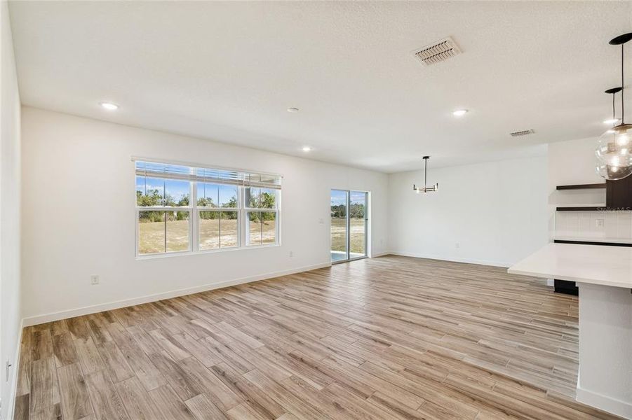 Spacious, unfurnished interior of a new home in Aspire at Glen Aire, Ocala (Image 22).