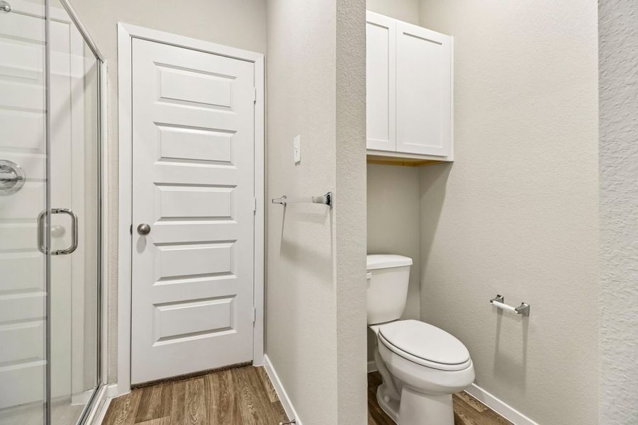Furnished interior view inside a new home in Sorella, Tomball (Image 10). Furnished interior view inside a new home in Sorella, Tomball (Image 10).