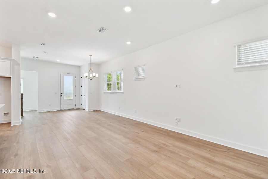 Spacious, unfurnished interior of a new home in Granville at eTown 34', Jacksonville (Image 16).