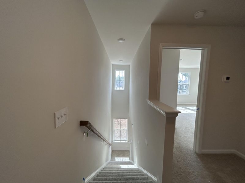 Spacious, unfurnished interior of a new home in , Summerville (Image 16).