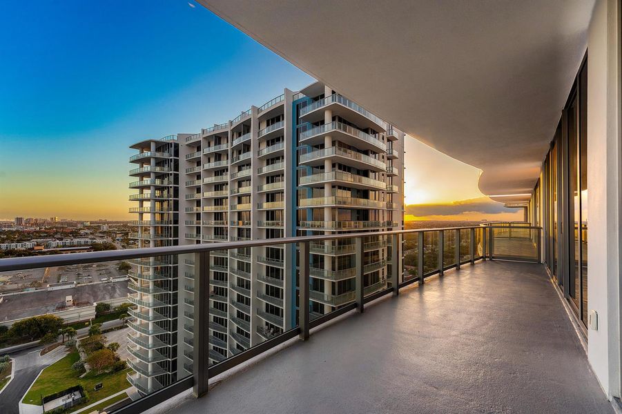 TERRACE TWILIGHT WEST