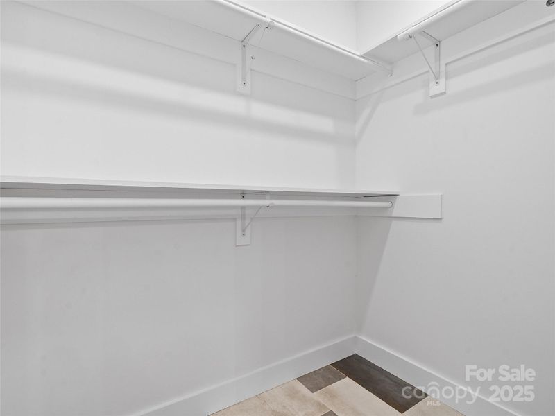 Spacious, unfurnished interior of a new home in , Waynesville (Image 25).