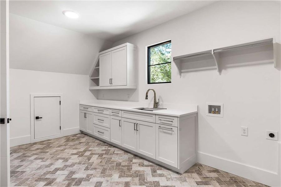 Furnished interior view inside a new home in , Sandy Springs (Image 15).