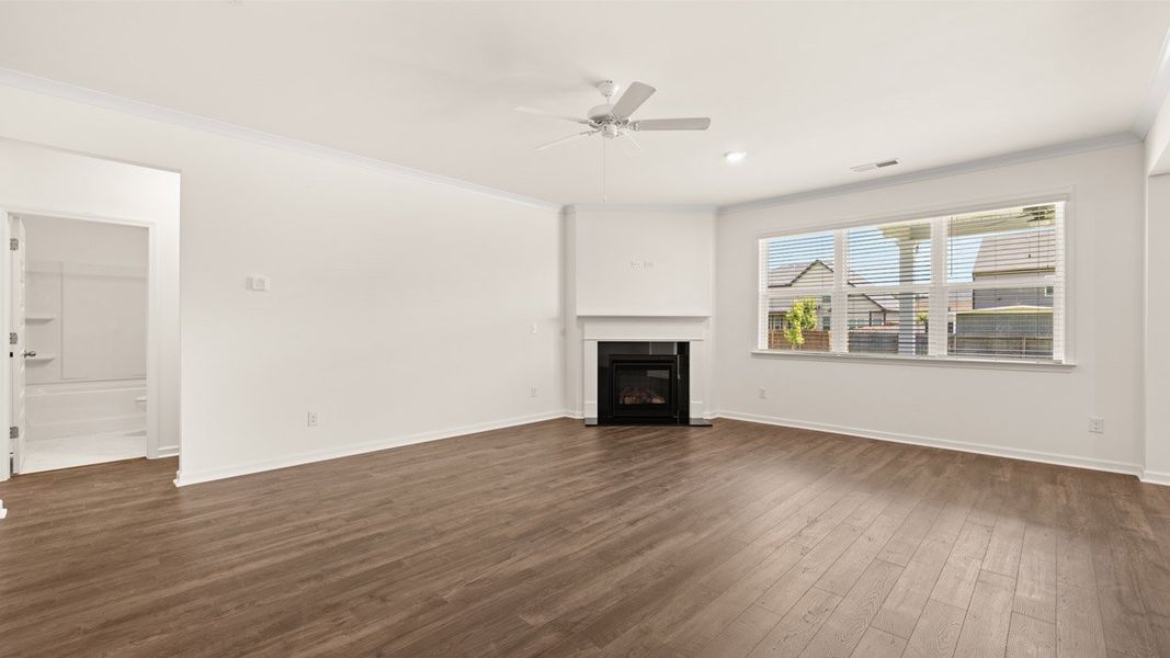 Spacious, unfurnished interior of a new home in Bridle Creek, Locust Grove (Image 21).