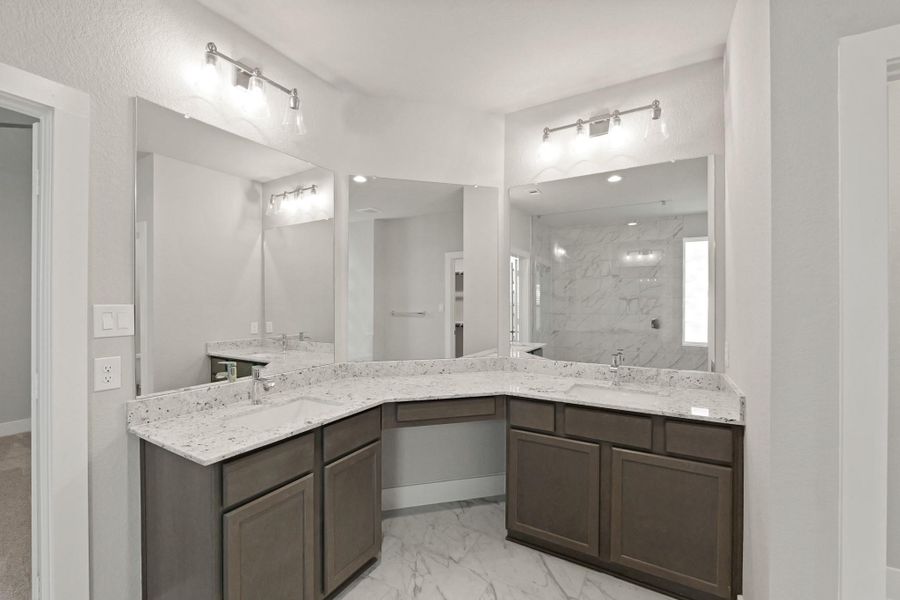 Furnished interior view inside a new home in Briarwood Crossing, Rosenberg (Image 2).