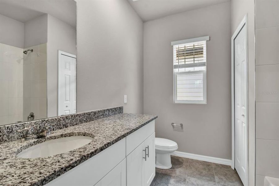Furnished interior view inside a new home in , Clermont (Image 11).