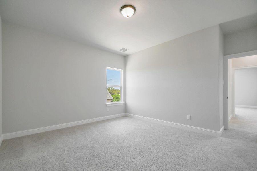 Spacious, unfurnished interior of a new home in Cross Creek, Cedar Park (Image 34).