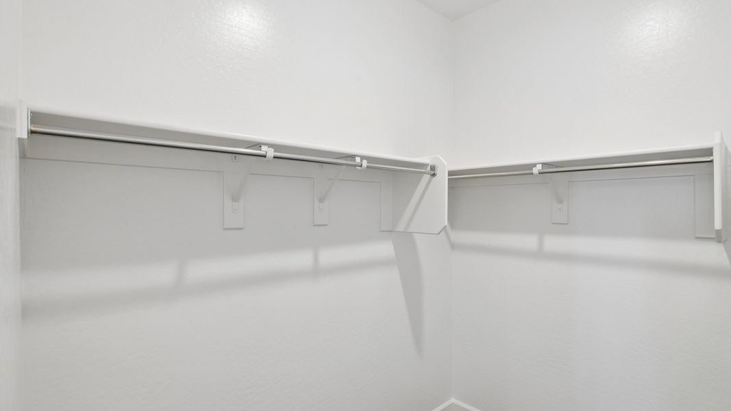 Representative unfurnished interior of a home built from the Raven by D.R. Horton in Magma Ranch Vistas, Florence (Image 30).