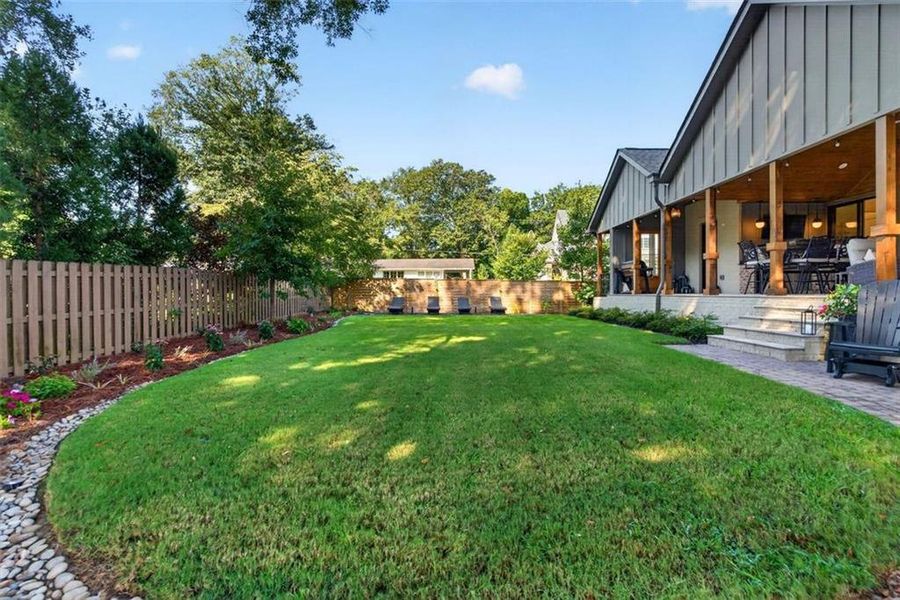 Exterior details and patio area of a home in , Alpharetta (Image 26).