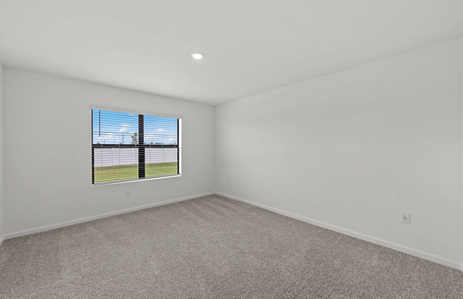 Spacious, unfurnished interior of a new home in Caloosa Cove, Labelle (Image 20).