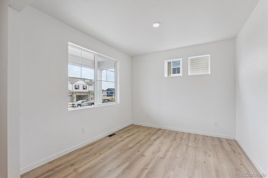 Spacious, unfurnished interior of a new home in Timberleaf, Thornton (Image 22).