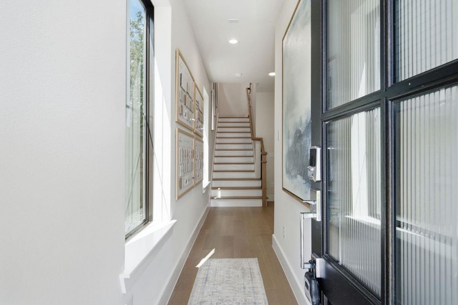 Spacious, unfurnished interior of a new home in Spring Valley Creek, Houston (Image 21).