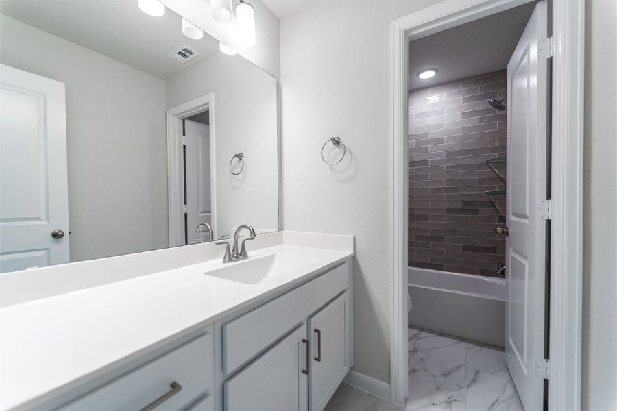 Furnished interior view inside a new home in Westridge, McKinney (Image 7).