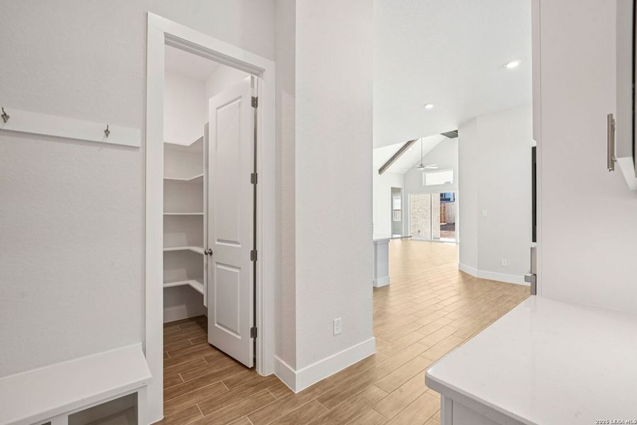 Spacious, unfurnished interior of a new home in Meyer Ranch, New Braunfels (Image 18).