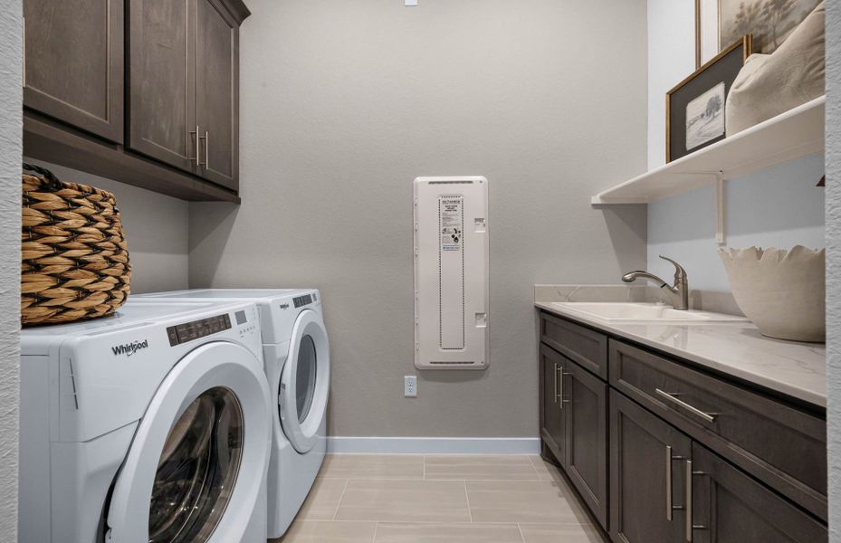 Representative furnished interior of a home built from the Stellar by Del Webb in Sun City Texas, Georgetown (Image 14). Representative furnished interior of a home built from the Stellar by Del Webb in Sun City Texas, Georgetown (Image 14).