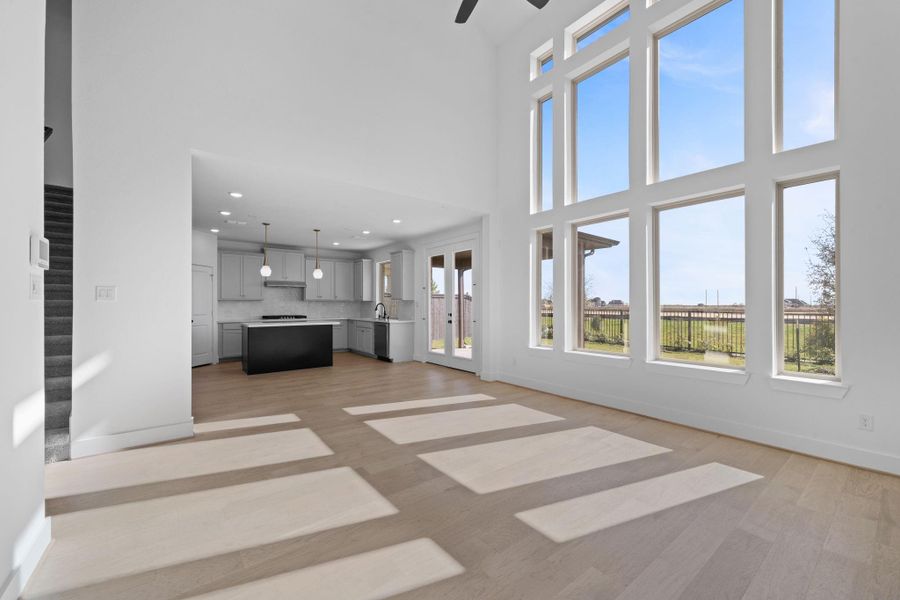 Spacious, unfurnished interior of a new home in Jubilee 45', 70', Hockley (Image 16).
