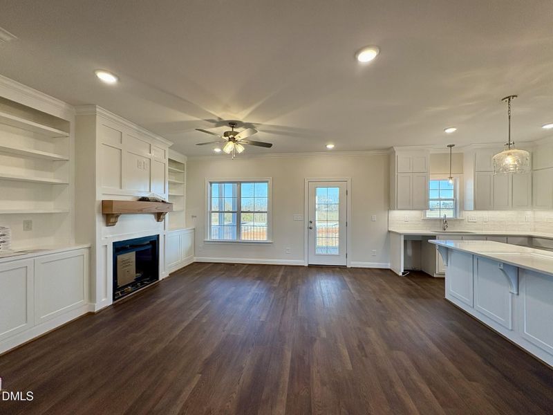 5892aa8f-a25e-4acd-85a6-a69896745d18 5892aa8f-a25e-4acd-85a6-a69896745d18