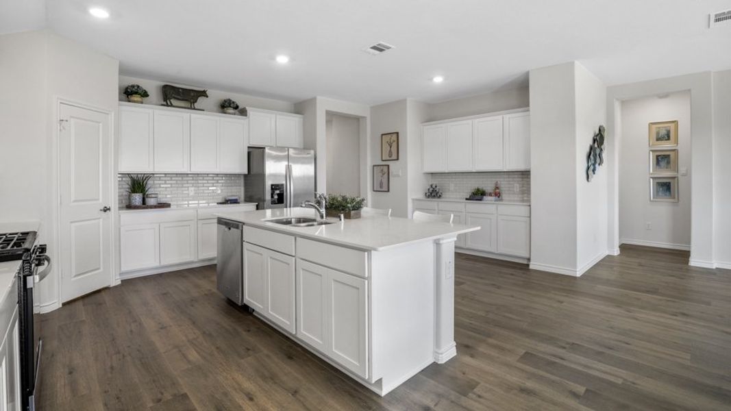 Representative furnished interior of a home built from the Bentworth by D.R. Horton in Bel Air Village, Sherman (Image 5). Representative furnished interior of a home built from the Bentworth by D.R. Horton in Bel Air Village, Sherman (Image 5).