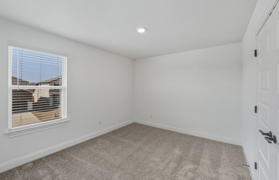 Spacious, unfurnished interior of a new home in Lagos, Manor (Image 47).