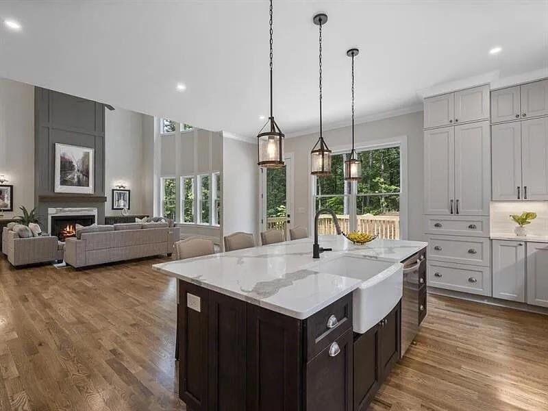 Furnished interior view inside a new home in , Woodstock (Image 17).