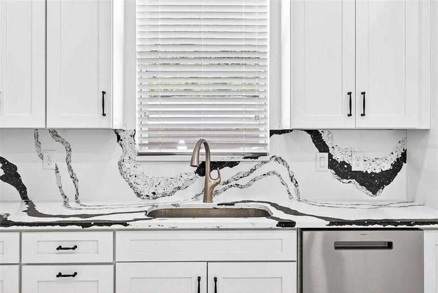 Close-up of interior finishes inside a home in , Temple Terrace (Image 21). Close-up of interior finishes inside a home in , Temple Terrace (Image 21).