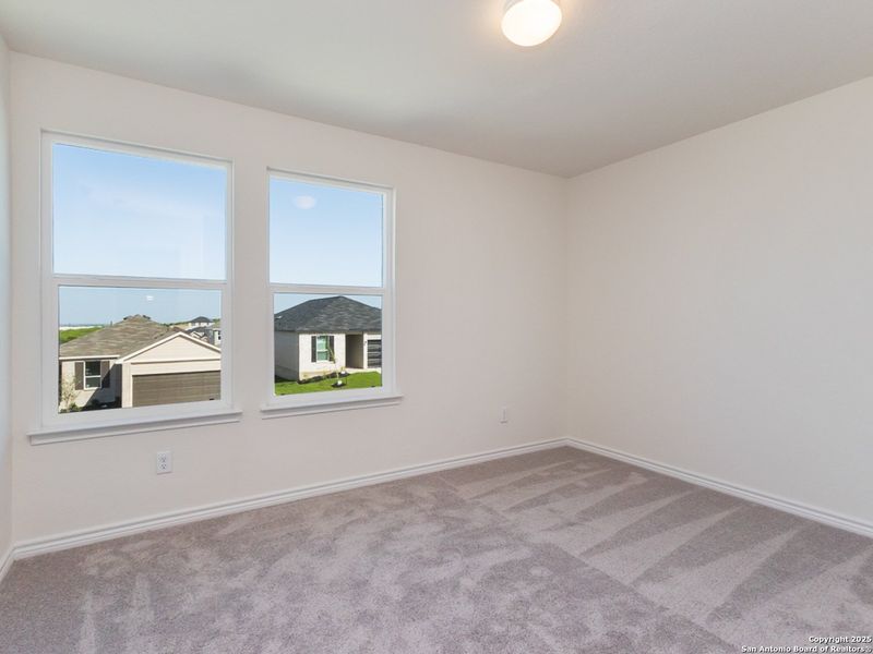 Spacious, unfurnished interior of a new home in Knox Ridge, Converse (Image 6).