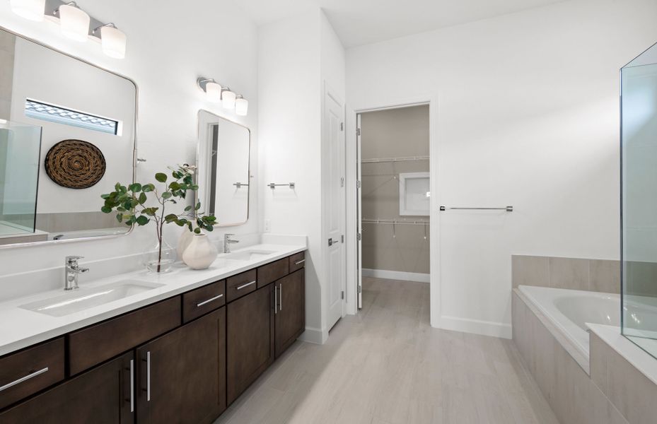 Designer bathrooms in new homes for sale now Designer bathrooms in new homes for sale now