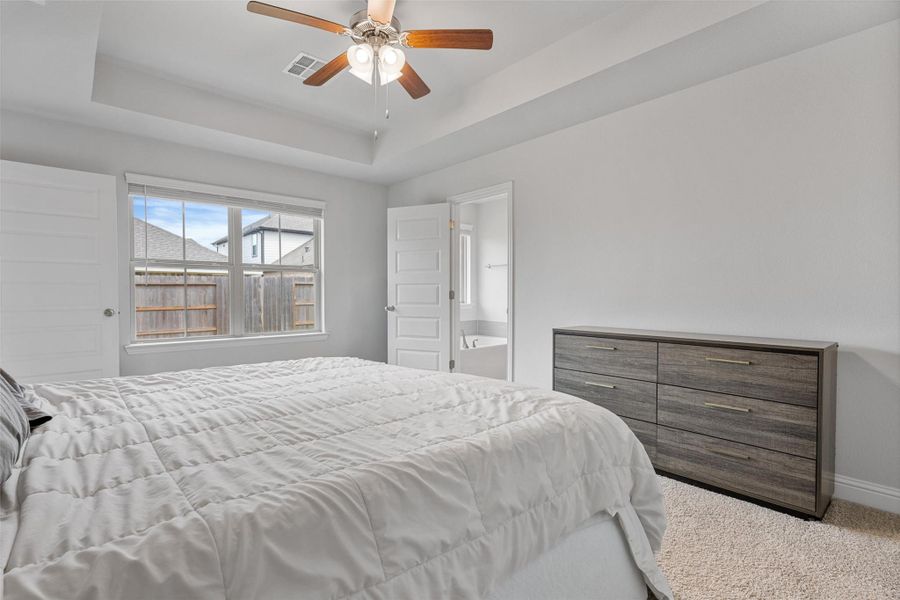Furnished interior view inside a new home in Lago Mar, Galveston (Image 5).