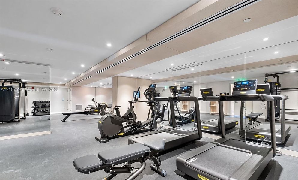 Community amenities in , Bay Harbor Islands (Image 29).