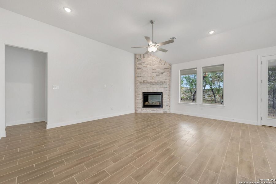Spacious, unfurnished interior of a new home in Everly Estates, San Antonio (Image 19). Spacious, unfurnished interior of a new home in Everly Estates, San Antonio (Image 19).