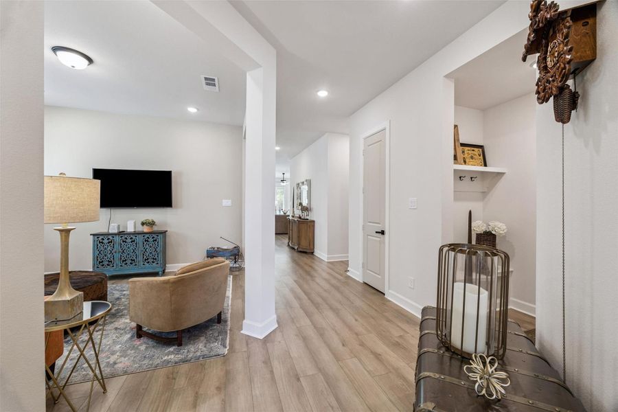 Furnished interior view inside a new home in Pine Trails, Tomball (Image 10). Furnished interior view inside a new home in Pine Trails, Tomball (Image 10).