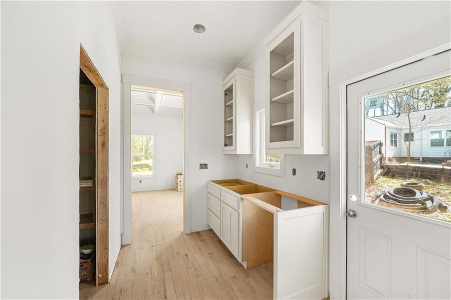 Furnished interior view inside a new home in , Atlanta (Image 9).