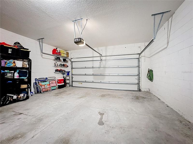 Furnished interior view inside a new home in , Winter Garden (Image 61).
