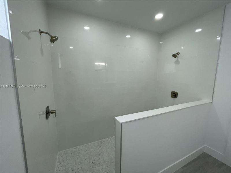 Image 16 of a home in . Image 16 of a home in .