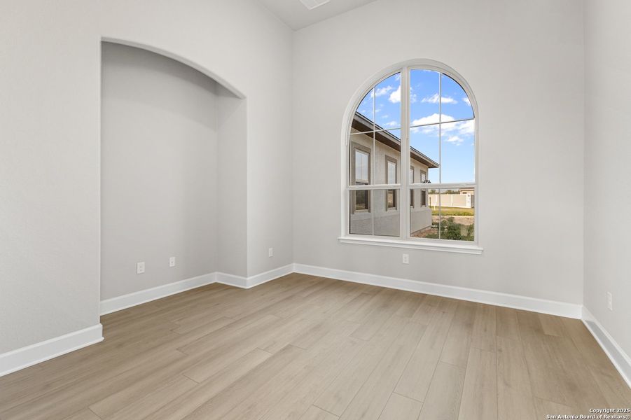 Spacious, unfurnished interior of a new home in Potranco Acres, Castroville (Image 17). Spacious, unfurnished interior of a new home in Potranco Acres, Castroville (Image 17).