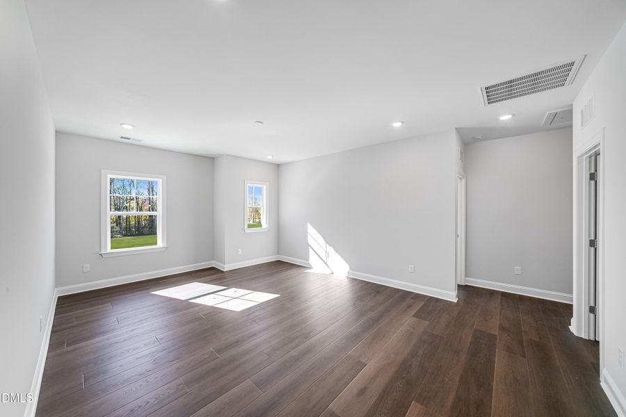 SUN_Everlee_Pic_LandrumIII-10