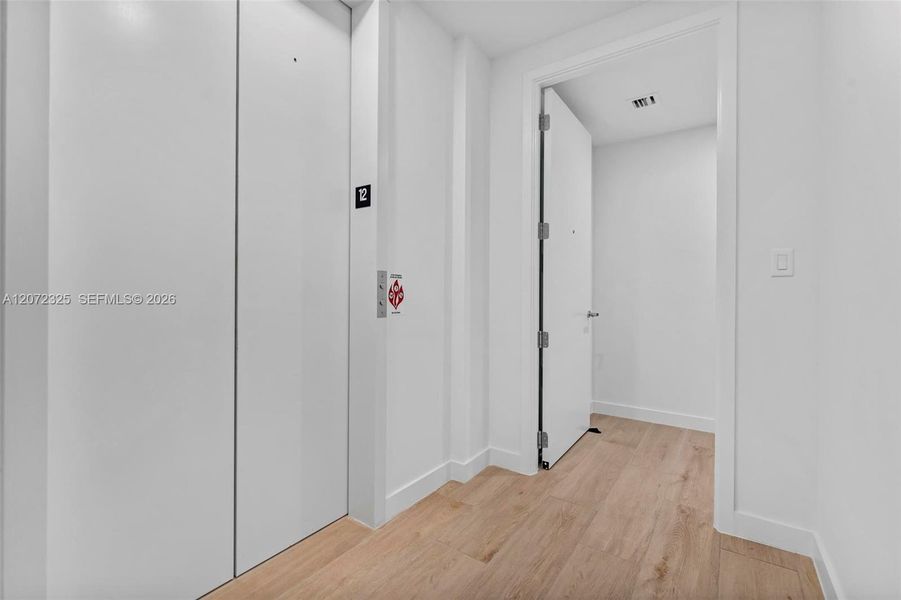 Private elevator foyer