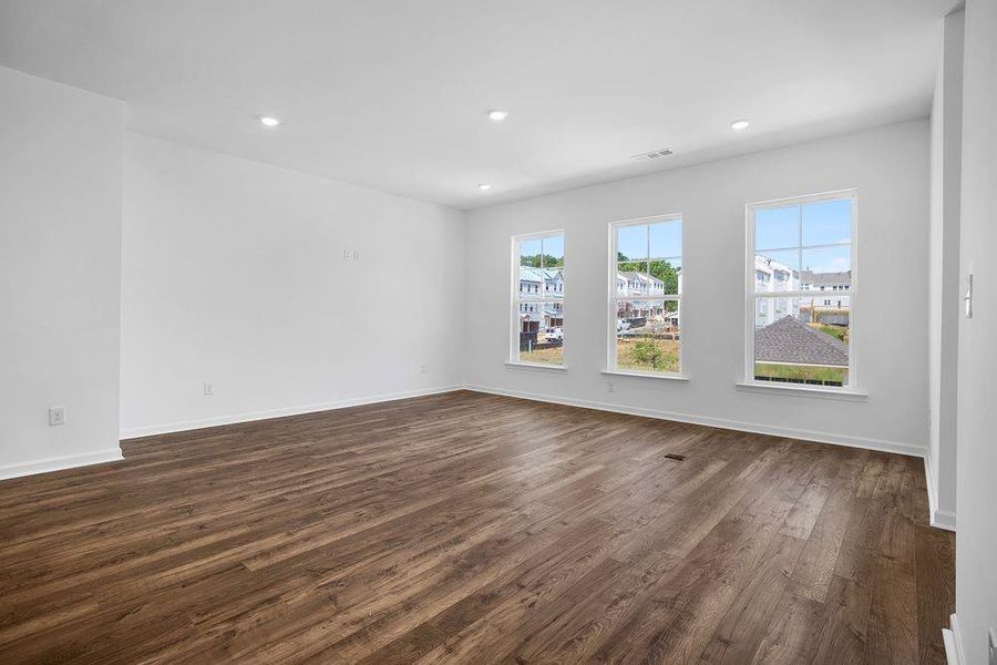 Spacious, unfurnished interior of a new home in Somerset at Veterans Memorial, Mableton (Image 21).