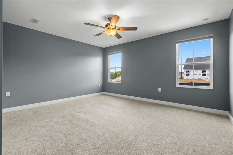 Spacious, unfurnished interior of a new home in , Dallas (Image 31).